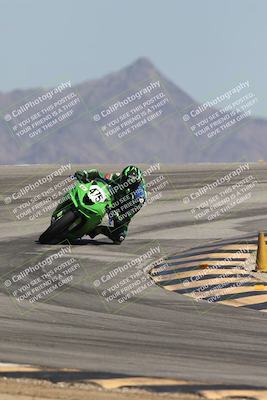 media/Oct-02-2025-Racers Edge (Thu) [[2c91cb6ab3]]/2-A Group/Session 5-Turn 12 (130pm)/